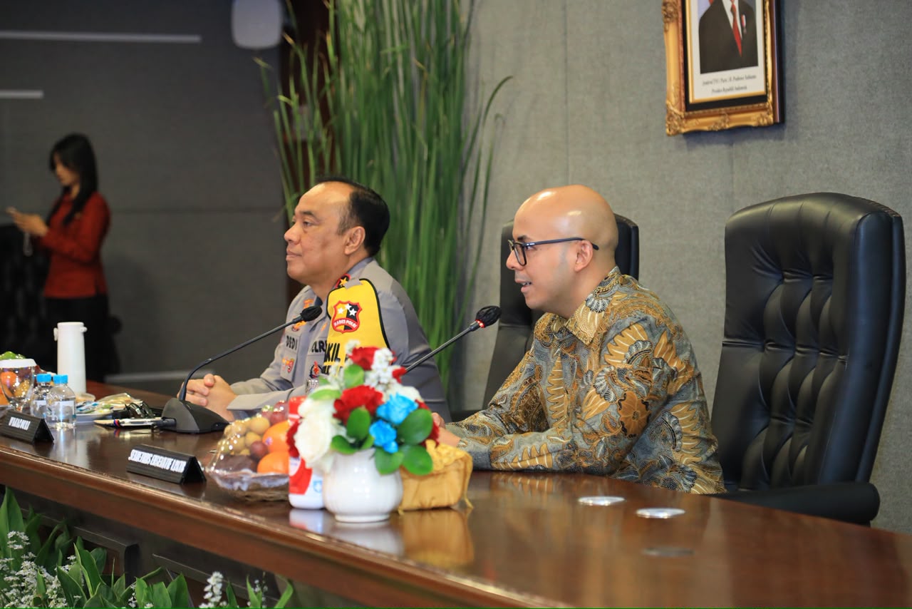 Dirgayuza Setiawan dan Wakapolri